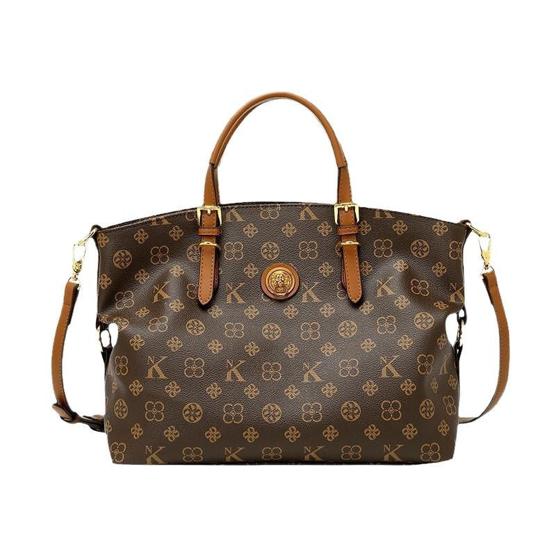 Large capacity shoulder bag, genuine leather.